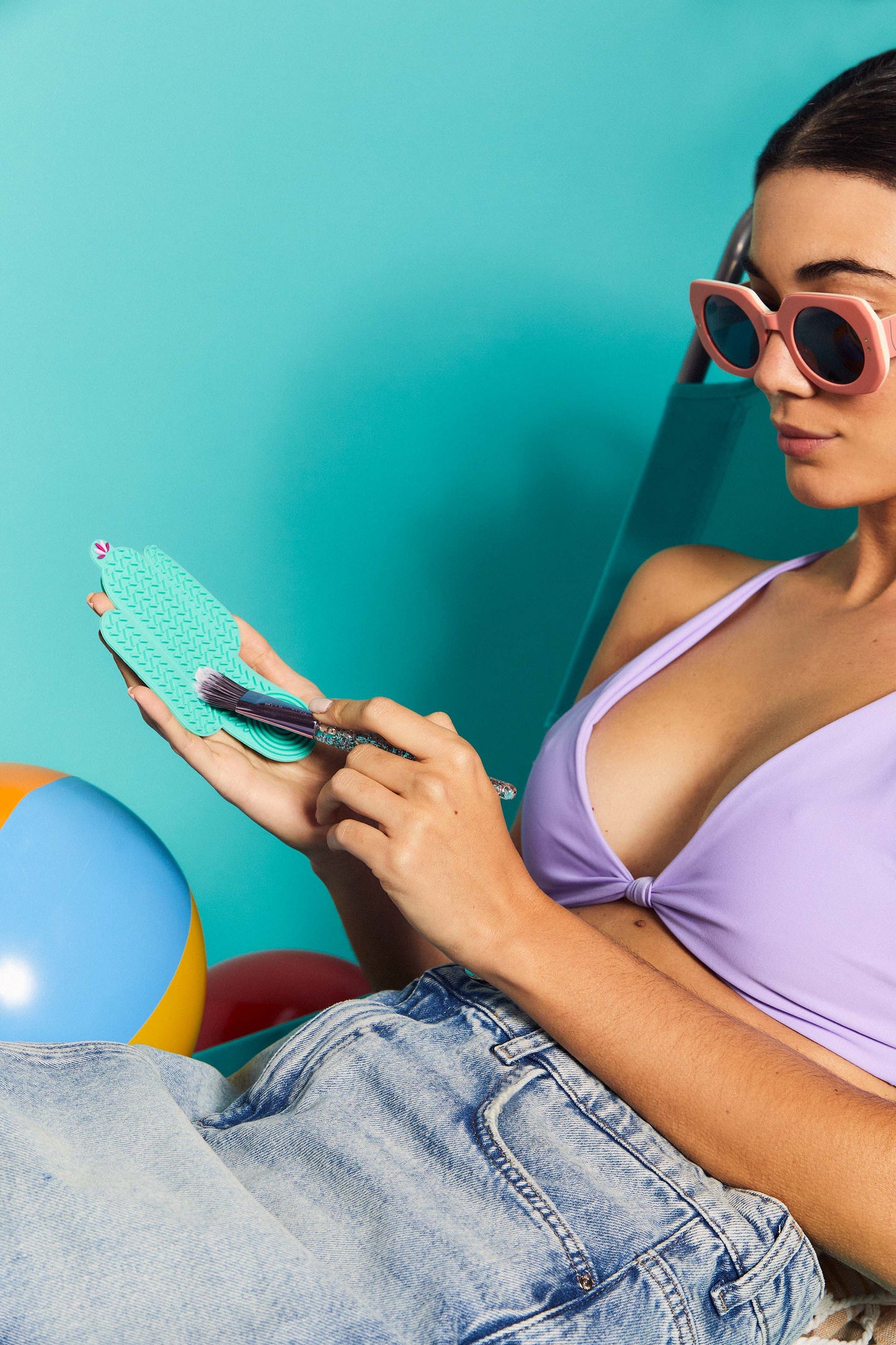 Cactus brush cleaner